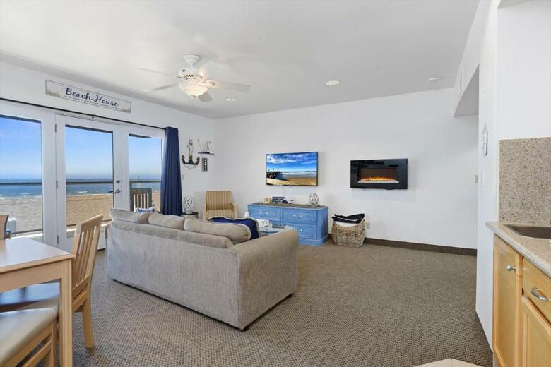 Hotel Beach House Inn & Suites