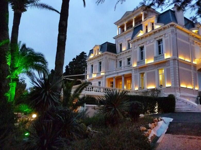 Hotel Les Tourelles