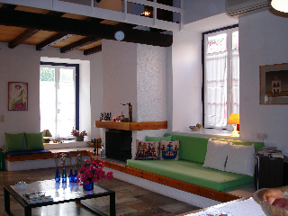 To Spitaki Apartments