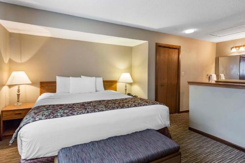 Hotel Arbor Suites At The Mall