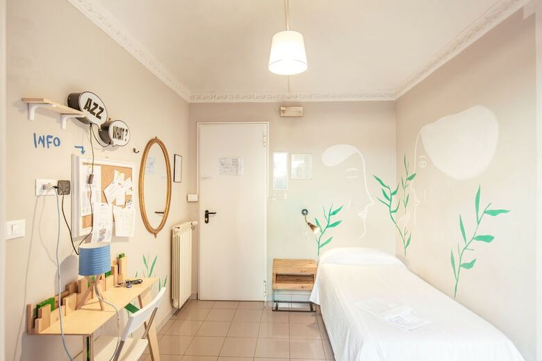Tomato Backpackers Hotel