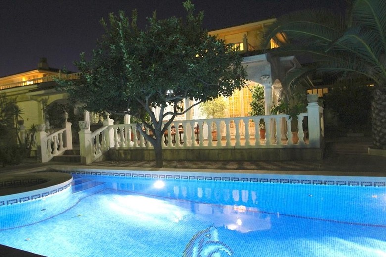 Villa Lemon