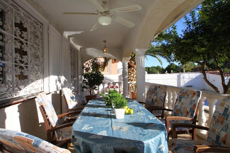 Villa Lemon