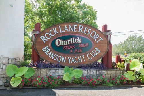 Hotel Branson Yacht Club