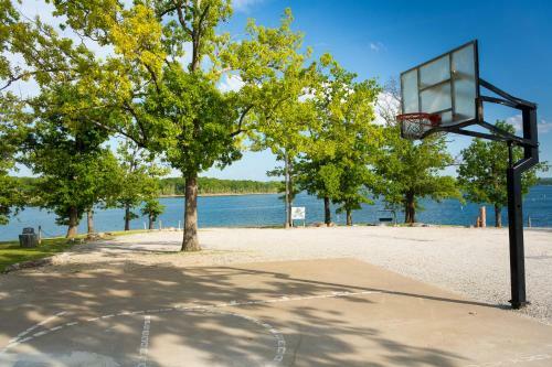 Hotel Branson Yacht Club