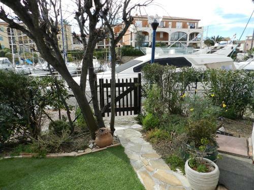 One-bedroom Apartment Village Marin 2