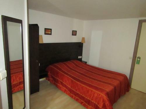 Aix Hotel