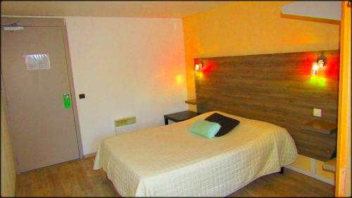 Aix Hotel