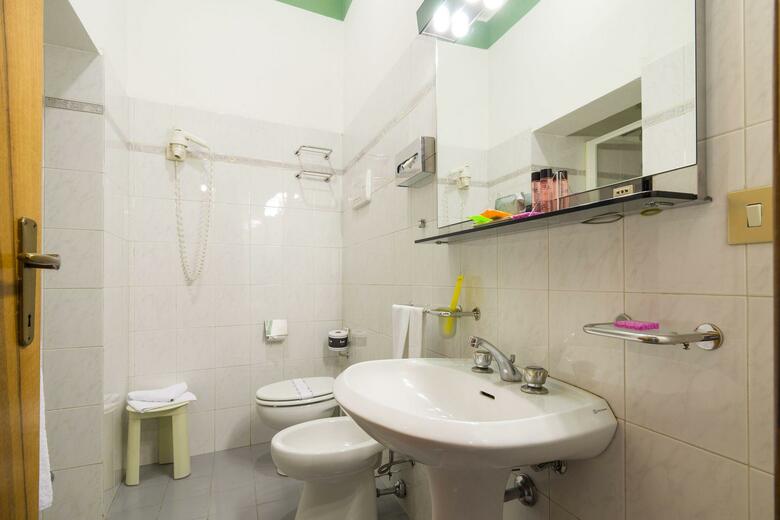 Hotel Carrobbio