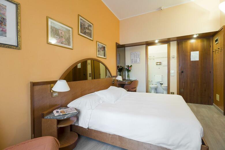 Hotel Carrobbio