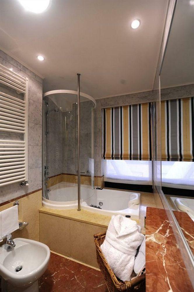 Hotel Carrobbio