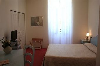 Hotel H�tel Les Cigales