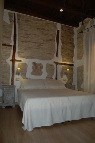 Bed & Breakfast Arch�