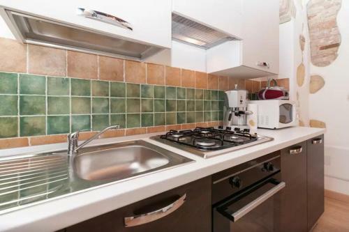 Bed & Breakfast Arch�