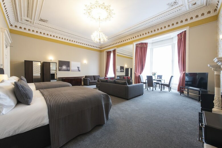 Hotel Grosvenor Suites