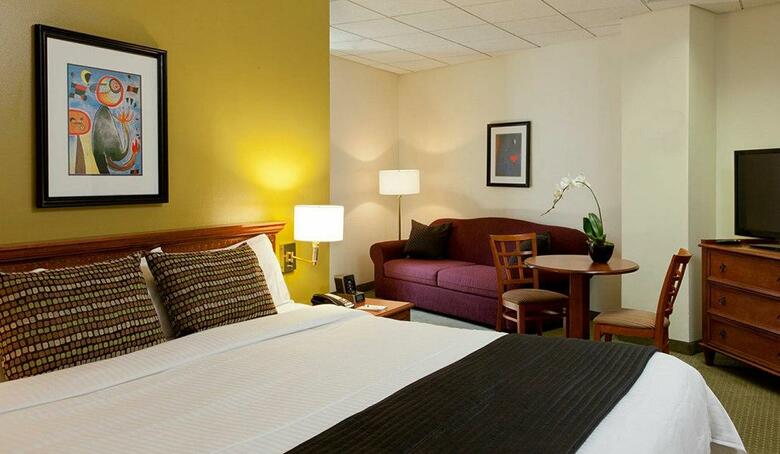 Broadway Plaza Hotel
