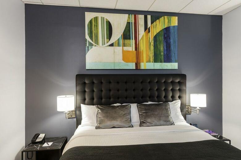 Broadway Plaza Hotel