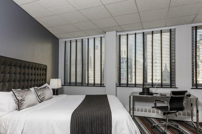 Broadway Plaza Hotel