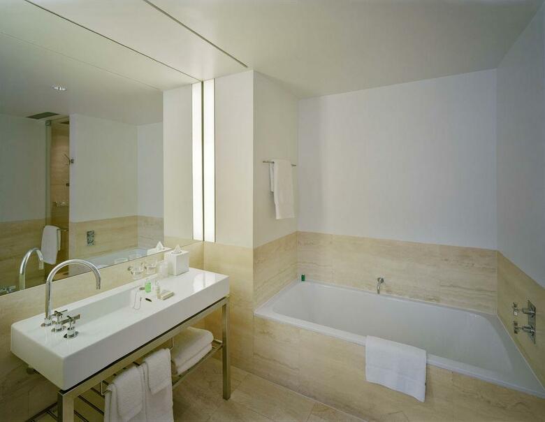 Bryant Park Hotel