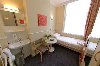 Hotel Crystal