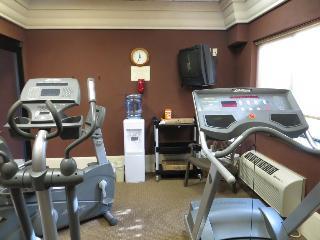 Hotel Baymont Inn & Suites - Traverse City