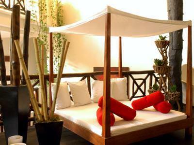 Hotel Riviera Del Sol