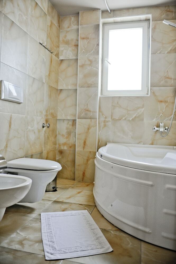 Hotel Doro City