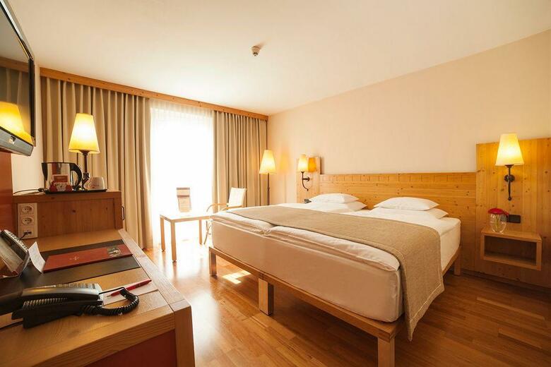 Rogner Hotel Tirana