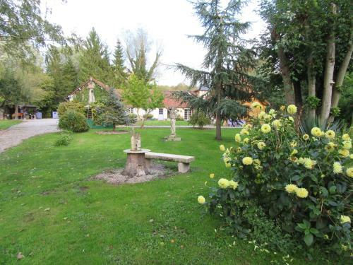 La Maison De L'epous�e B&B