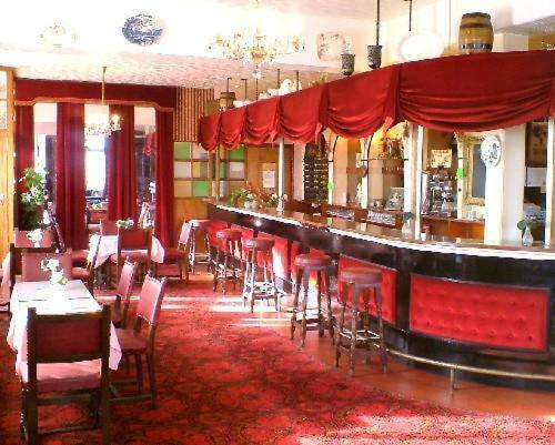 Royal Hotel