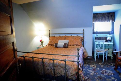Bed & Breakfast Iron Horse Inn