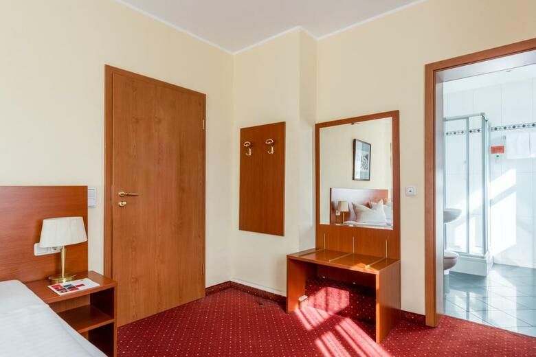 Hotel Azimut Dresden