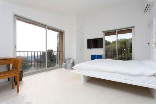 Villa C�te D'azur View Of Cannes Bay