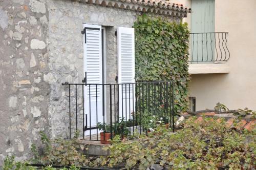 Villa C�te D'azur View Of Cannes Bay