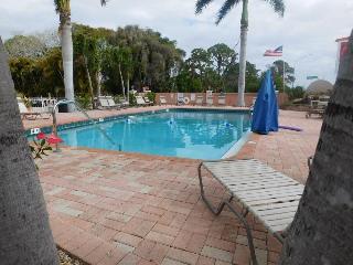 Motel Hibiscus Suites