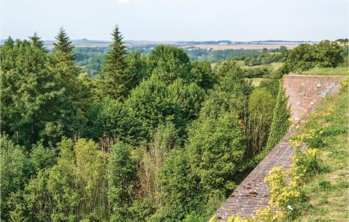 Holiday Home Auxi Le Ch�teau Rue de L'ermitage