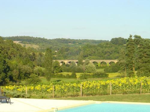 Hostal Domaine Du Champ De L'hoste