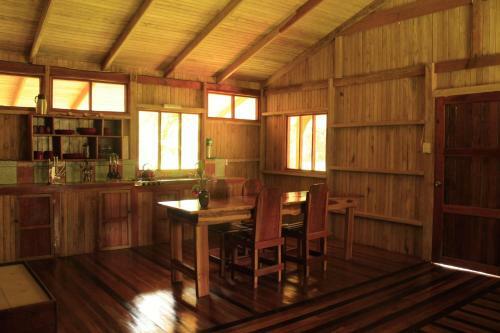 Sabalo Lodge