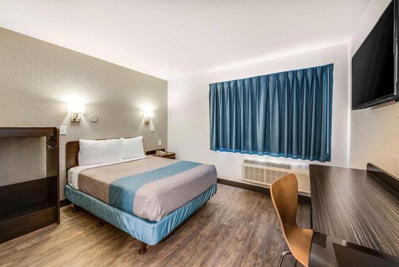 Motel 6 Fort Wayne