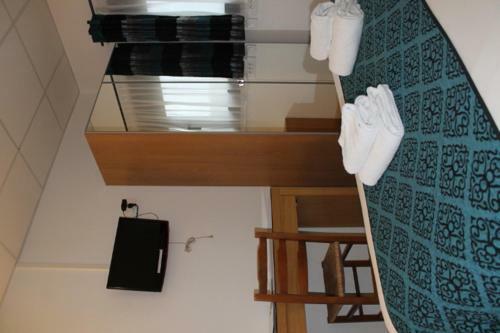 Brit Hotel L'adresse