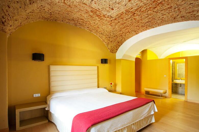 Hotel NH Collection C�ceres Palacio de Oquendo
