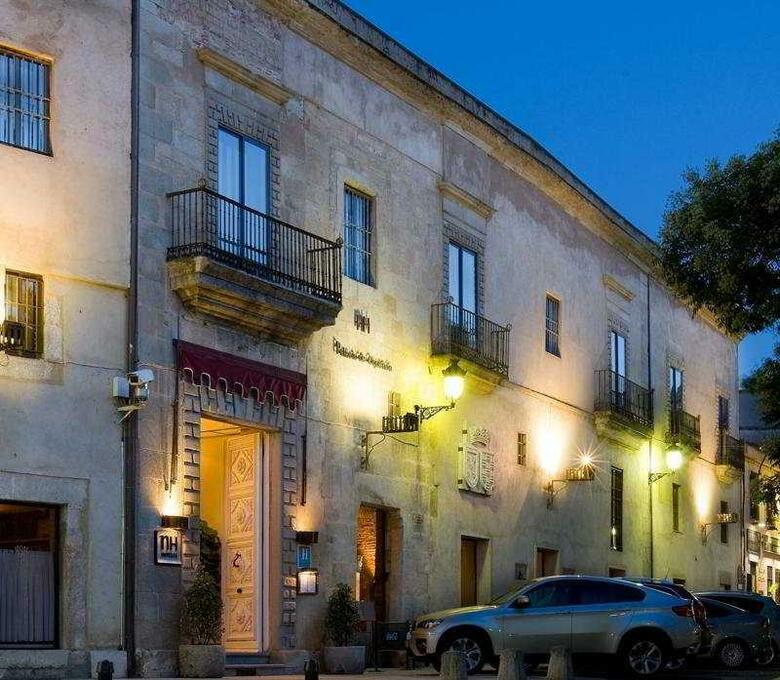 Hotel NH Collection C�ceres Palacio de Oquendo