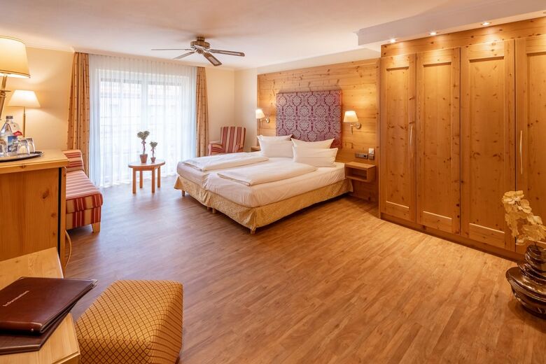 Hotel Kurcafe