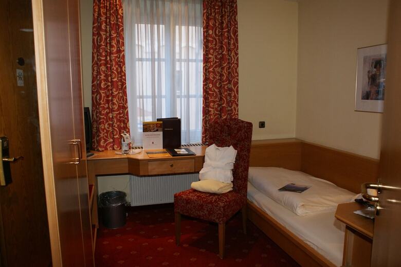 Hotel Kurcafe