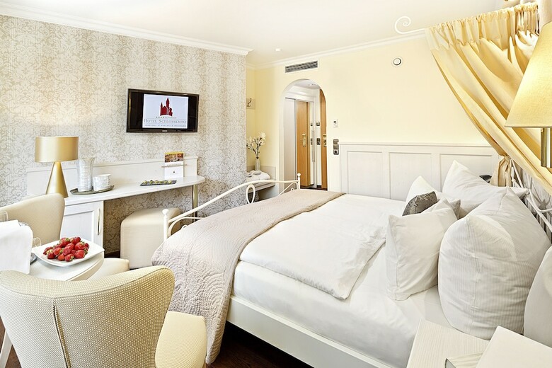 Hotel Kurcafe