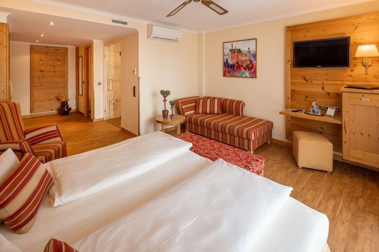 Hotel Kurcafe
