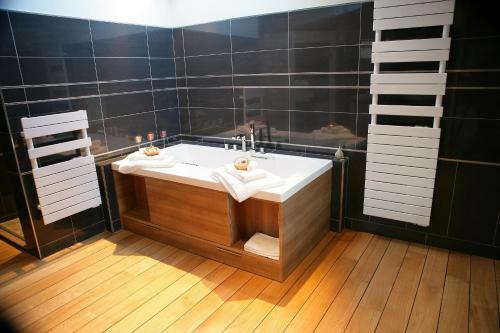Bed & Breakfast Ch�teau De M�le