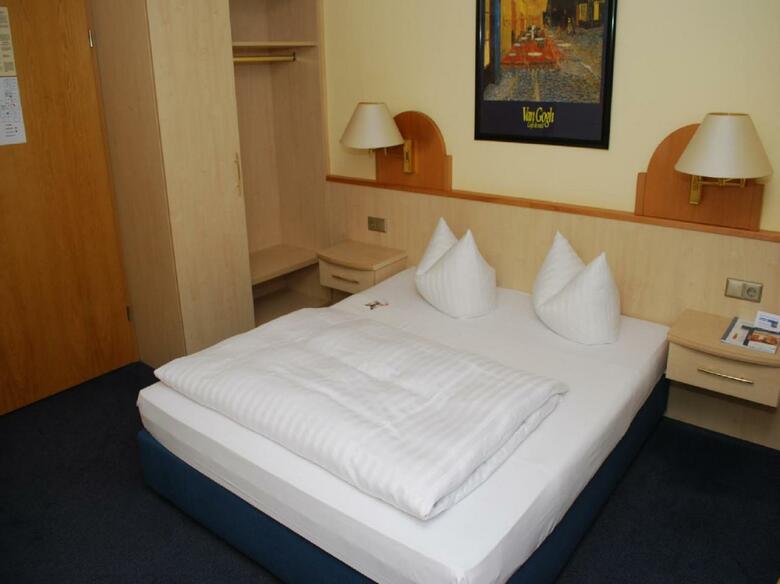 City Partner Hotel Strauss