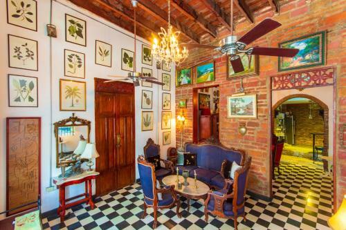 Hostal Mauricio Babilonia