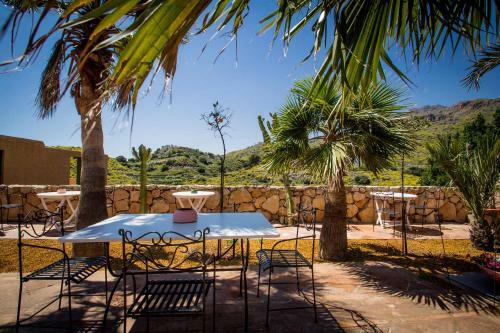 Agroturismo Cortijo De La Media Luna